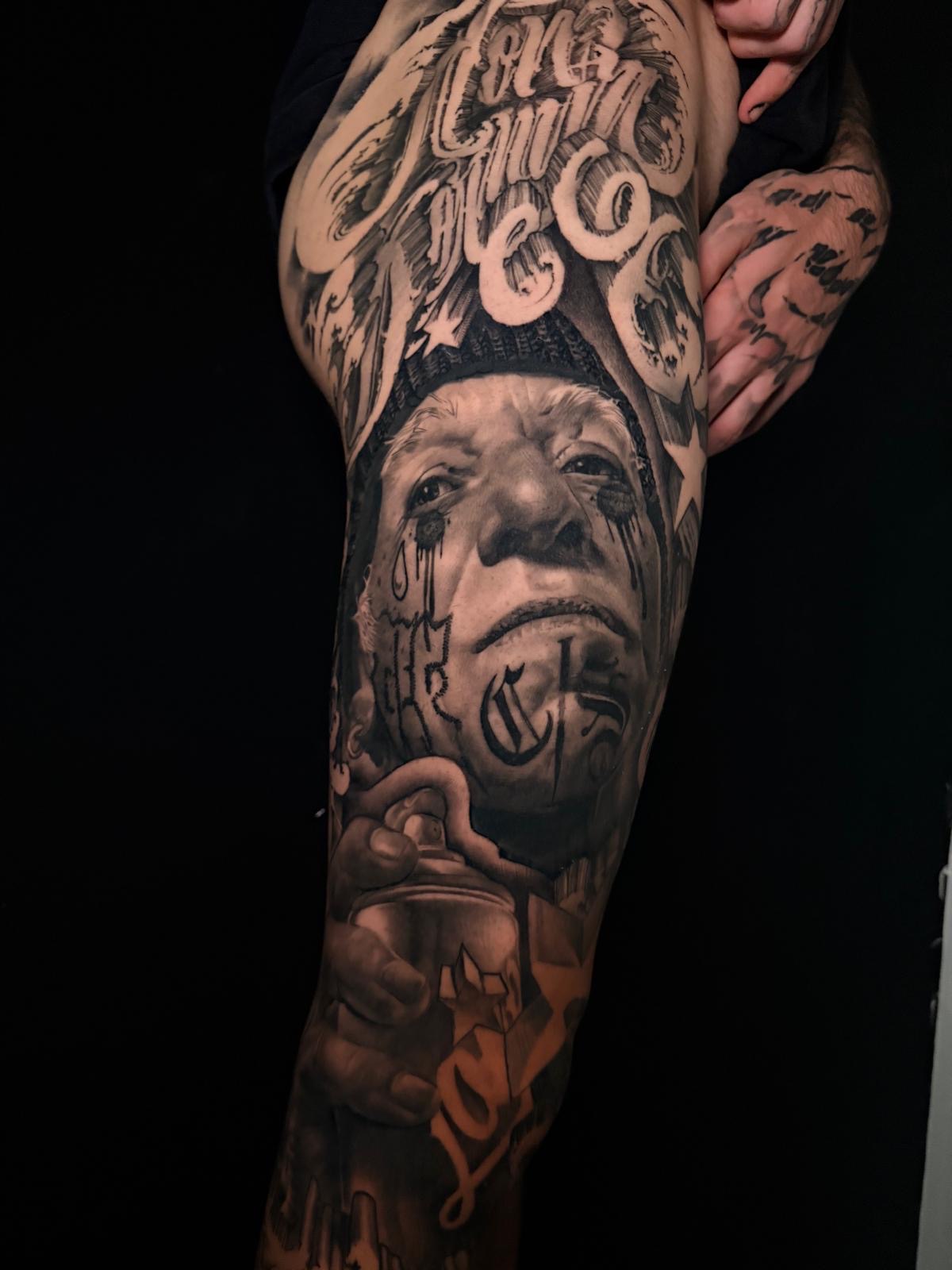 Tattoo Mens Studio 02